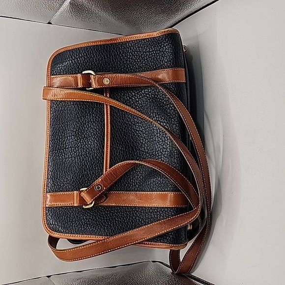 Vintage Dooney and Bourke Purse medium size shoulder bag - Picture 6 of 9